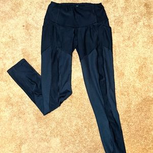 Black Leggings ✨ POCKETS ✨